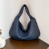 Estelle - Große handgewebte Schultertasche für Damen – Marineblau