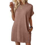 Elviaa – Elegantes Minikleid Mit Tasche – Hellbraun