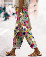 Selma – Weit geschnittene Blumenhose mit stylischem Print – Mehrfarbig