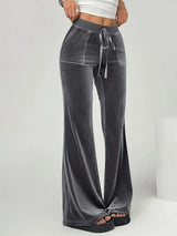 Jeanne | Elegante graue Samt-Flare-Hose – Grau
