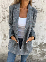 Elaina – Stilvoll Karierter Winterblazer – Schwarz
