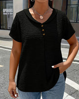 Quintessa - V-Ausschnitt-Bluse mit Knopfdetail – Schwarz