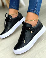 Erisen – Stylische Low-Top-Schnürsneaker – Schwarz