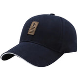 DriftCap – Verstellbare Golf Kappe – Marineblau mit weißem Rand