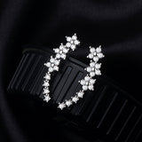 Yazaria – Ohrringe mit Blumenmuster – Silber