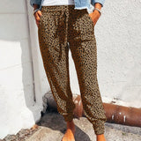 Kleo - Komfortable Damen Freizeithose mit Leopardenmuster – Auburn