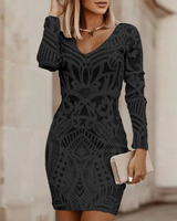 Ava | Pulloverkleid in Übergröße – Schwarz