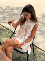 Sommerkleid mit floraler Stickerei – Femininer Boho-Chic – Off-Weiß