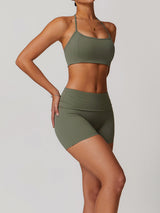Schnelltrocknendes Damen Sport-Set | Skinny Halter Top & Shorts für Workout – Hellgrün