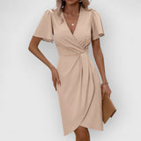 Brianna | Klassisches Wickelkleid – Beige