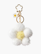 Taschenanhänger – Blumenanhänger mit Flauschkugel – Weiß/Gelb
