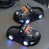 KidVroom - LED Autoslipper Für Kinder Mit Leuchtenden Rädern Und Riemen – Schwarz
