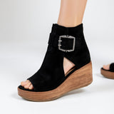 Briseida - Elegante Peep-Toe-Stiefeletten mit Keilabsatz – Schwarz