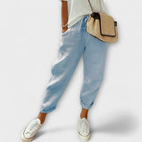 Benia – Luftige Freizeithose mit femininer Silhouette – Blau