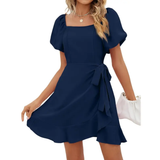 Donna - Mini-Kleid mit quadratischem Ausschnitt, Puffärmeln und Gürtelschärpe – Blau