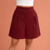 Hochtaillierte plissierte Shorts für Damen | Selina – Bordeaux