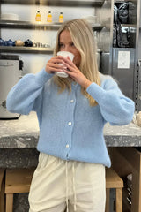 Karis | Lässige Damen-Strickjacke – Hellblau