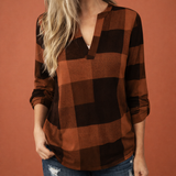 Karierte V-Ausschnitt-Bluse für Damen mit langen Ärmeln und Umschlagmanschetten | Zafira – Braun