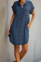 Maxi Jeanskleid Damen – Sommer Kleid mit Knopfleiste & Brusttaschen – Hellblau