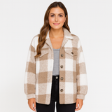 Clara | Stilvolle Strickjacke für Damen mit Knöpfen – Aprikose