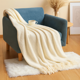 Tassora | Überwurfdecke mit Blasenmuster und Quasten – Beige