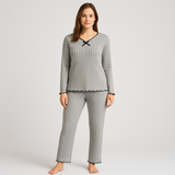 Damen-Pyjama-Set – Bequeme und stylische Nachtwäsche – Grau