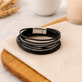 Mehrlagiges Lederarmband für Damen – Roségold mit Perlen und Kristall-Akzenten – Schwarz 01