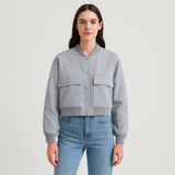 Beige weicher Fliegerjacke für Damen – Lässiger und bequemer Look – Grau
