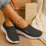 Damen-Slipper zum Hineinschlüpfen – Atmungsaktives Mesh-Obermaterial, weich gepolsterte Innensohle und strapazierfähige Gummisohle – Armeegrün