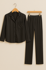 Christabel Gestreiftes Pyjama-Set – Schwarz