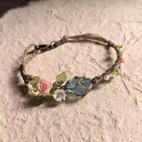Yohana – Elegantes Armband mit Blumenmagie – Meeresblau