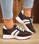 Halima – Bequeme Retro-Turnschuh Mit Schnürung – Kaffee
