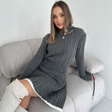 Damen Strickkleid mit Zopfmuster und hochgeschlossenem Kragen – Amazonit