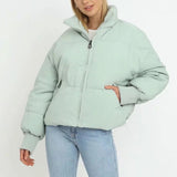 Damenjacke Cropped Pufferjacke Polyester Stehkragen – Minze
