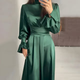 Daniela | Elegantes und schickes Kleid mit Taillenband – Grün