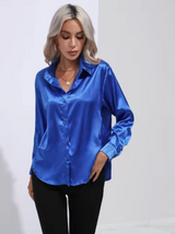 Doreen | Elegante Satin Charm Bluse – Königsblau