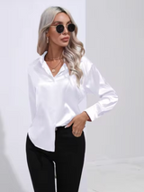 Doreen | Elegante Satin Charm Bluse – Weiß