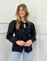 Schicke Bluse mit Puffärmeln und Krawattenfront für mühelosen Stil – Schwarz