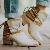 Elegante Stiefeletten mit Schnürdetails – Beige