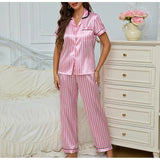 Elegantes Pyjama Set mit Gestreiftem Design – Rosa