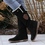 Ivette – damen-wildlederstiefel im vintage-stil – Schwarz