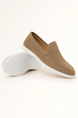 Ernstjan Loafers weiße Sohle Wildleder – Braun