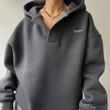 Evangelina-pullover | moderner pullover mit rundhalsausschnitt und entspannter passform – Schwarz