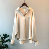 Dorothy - Satin Oversized Langarm-Hemd mit Knopfleiste – Beige