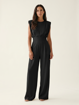 Pippa - Figurformender Jumpsuit – Schwarz