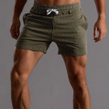 Stilvolle gestreifte Shorts für Herren – Grün