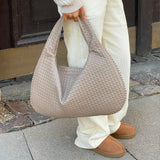 Mara – stilvolle handtasche für damen – Beige
