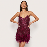 Glamouröses Pailletten-Feder-Cocktailkleid – Weinrot