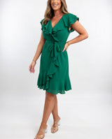 Geiss – Elegantes Fließendes Wickelkleid Mit Rüschen – Grün