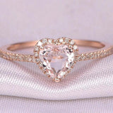 Kristallherzring mit Zirkonias – Roségold